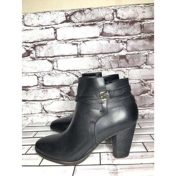 Cole Haan Grand Os Black Leather Strap Side Zip Heel Booties Women Sz 9B US/40EU - Picture 1 of 16